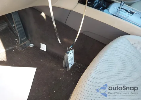 2011 Hyundai Genesis 4.6 из США, поврежденный, VIN KMHGC4DF1BU120196